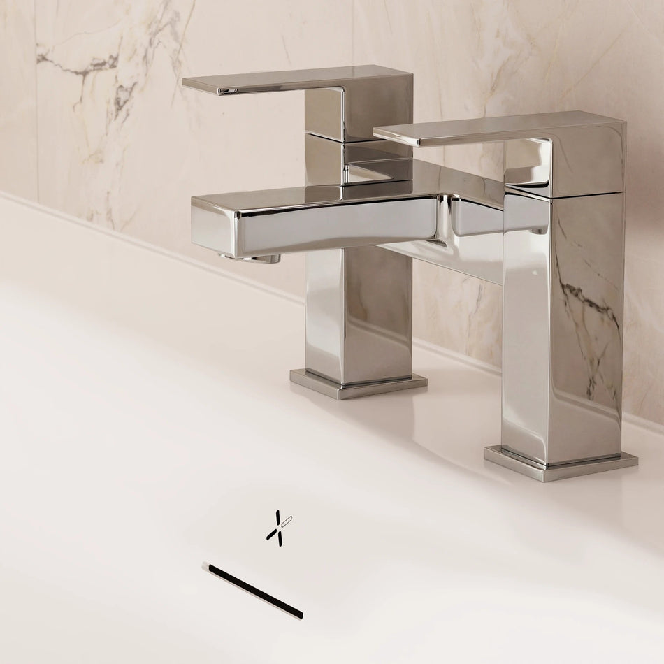 Crosswater Verge Bath Filler Tap - Chrome